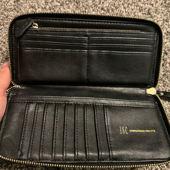 INC Wallet - Picture 2 of 3